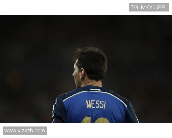 足球明星拼凑壁纸免费下载让你的桌面焕然一新尽享足球魅力与激情